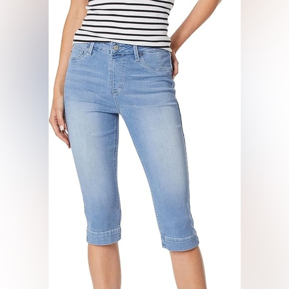 Laurie Felt Light Blue Cropped Jeans - Picture 1 of 11